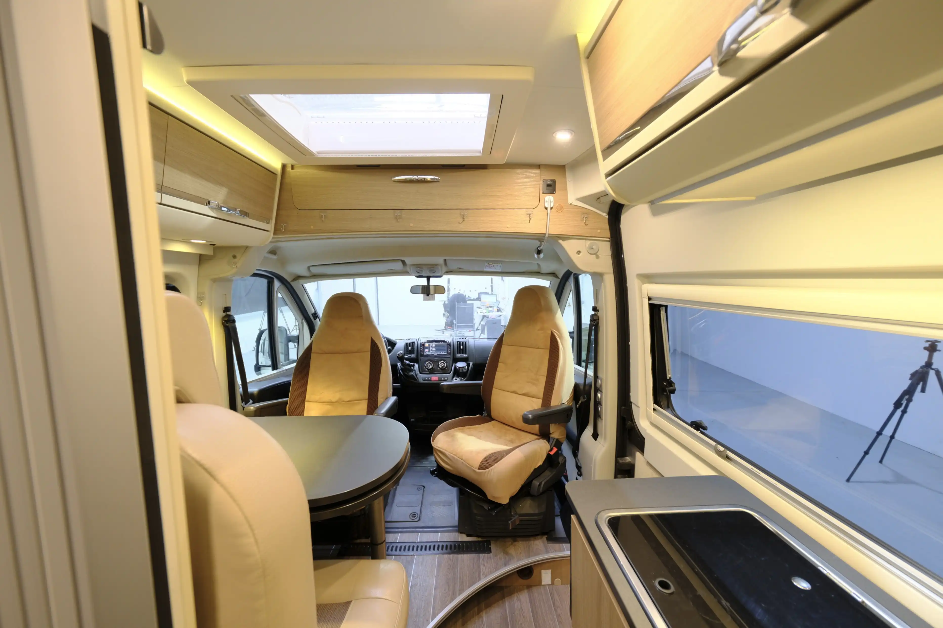 ADRIA Twin 640 SLX Platinum - Ansicht 10